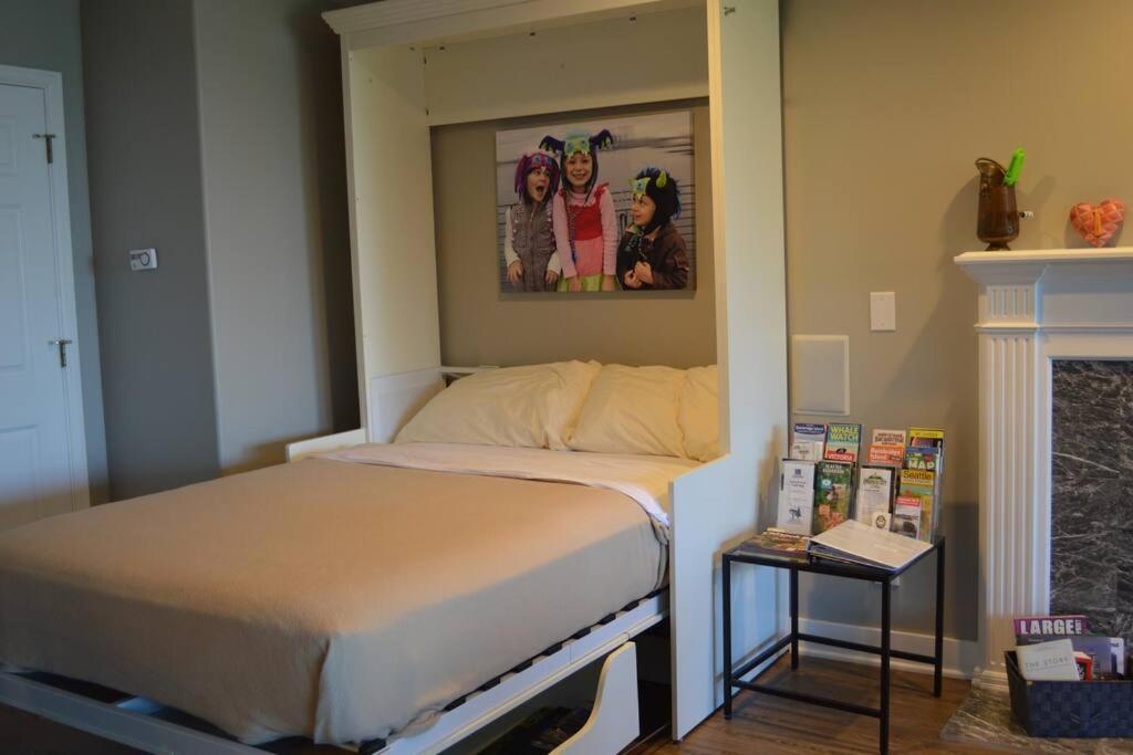 1-Bedroom Seaview Guesthouse On Seattle Luxury Estate With Views Of Olympic Mountains מראה חיצוני תמונה