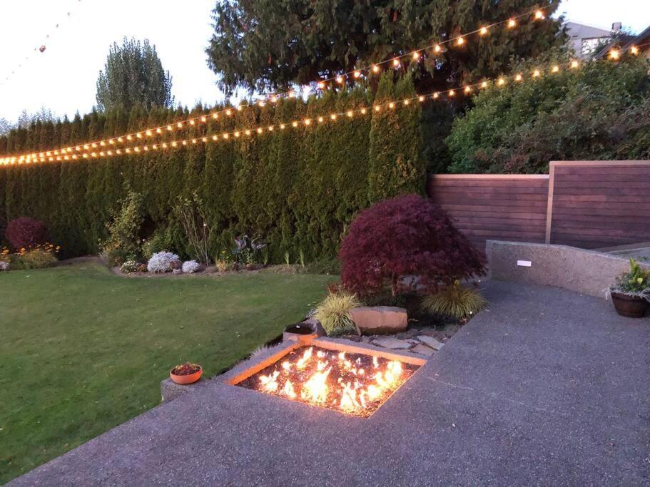 1-Bedroom Seaview Guesthouse On Seattle Luxury Estate With Views Of Olympic Mountains מראה חיצוני תמונה