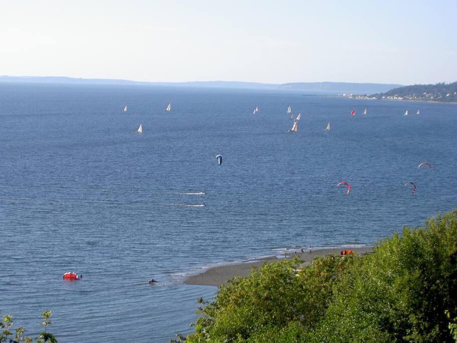 1-Bedroom Seaview Guesthouse On Seattle Luxury Estate With Views Of Olympic Mountains מראה חיצוני תמונה