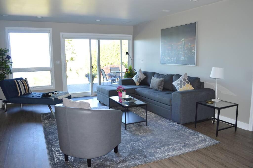 1-Bedroom Seaview Guesthouse On Seattle Luxury Estate With Views Of Olympic Mountains מראה חיצוני תמונה